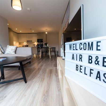 5 Star Brand New City Centre Apartment Belfast Buitenkant foto