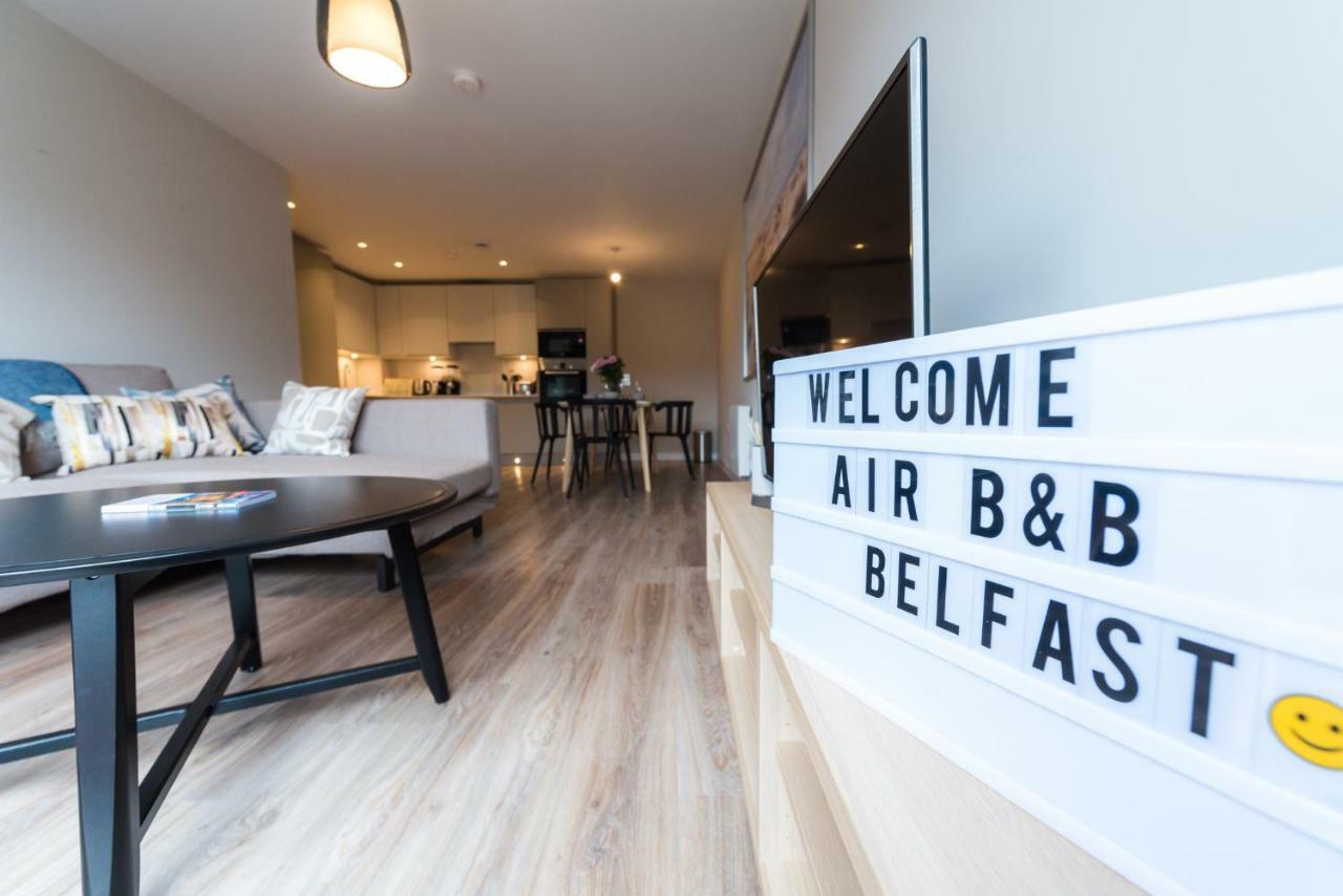 5 Star Brand New City Centre Apartment Belfast Buitenkant foto