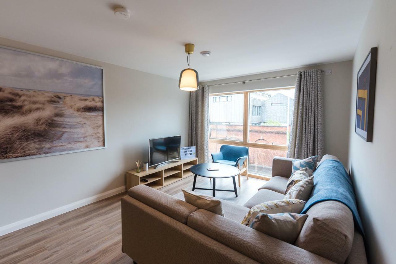 5 Star Brand New City Centre Apartment Belfast Buitenkant foto