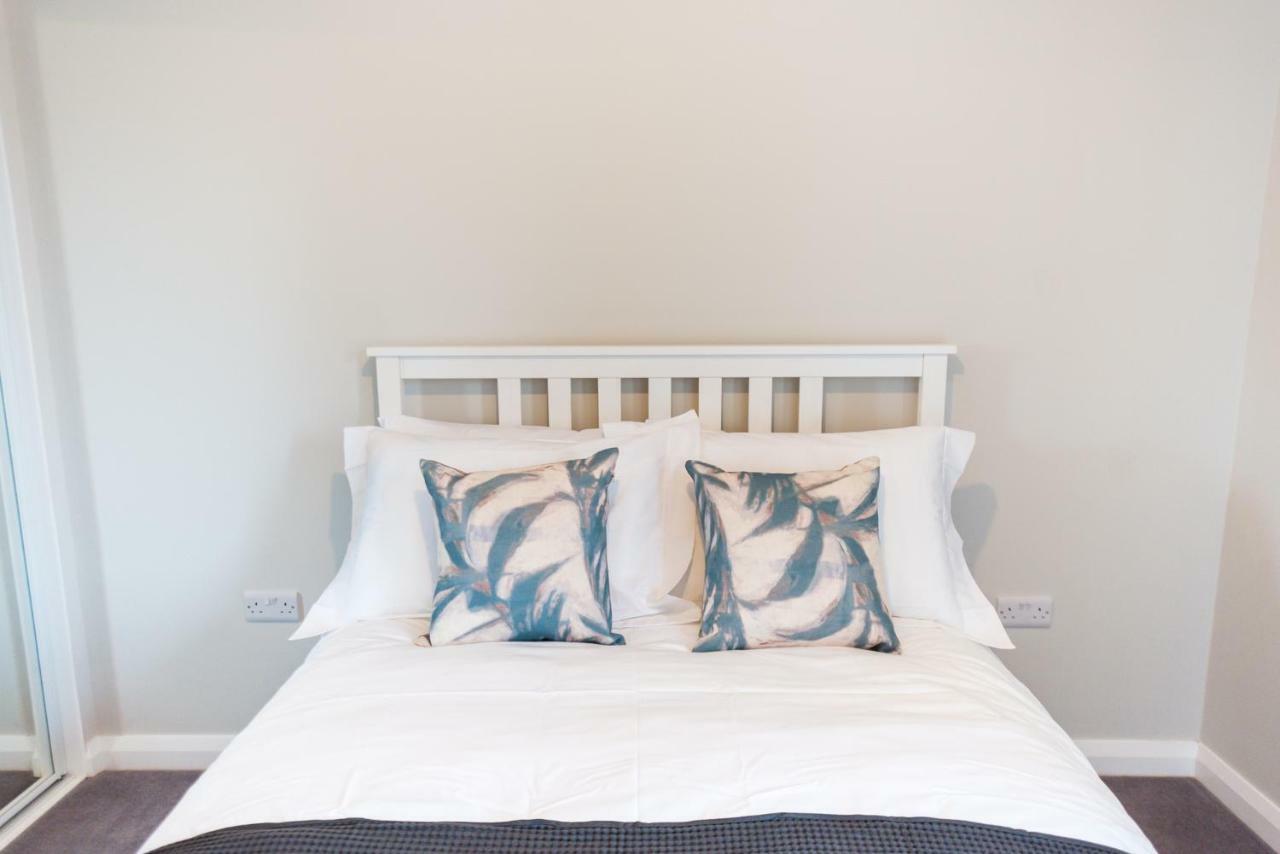 5 Star Brand New City Centre Apartment Belfast Buitenkant foto